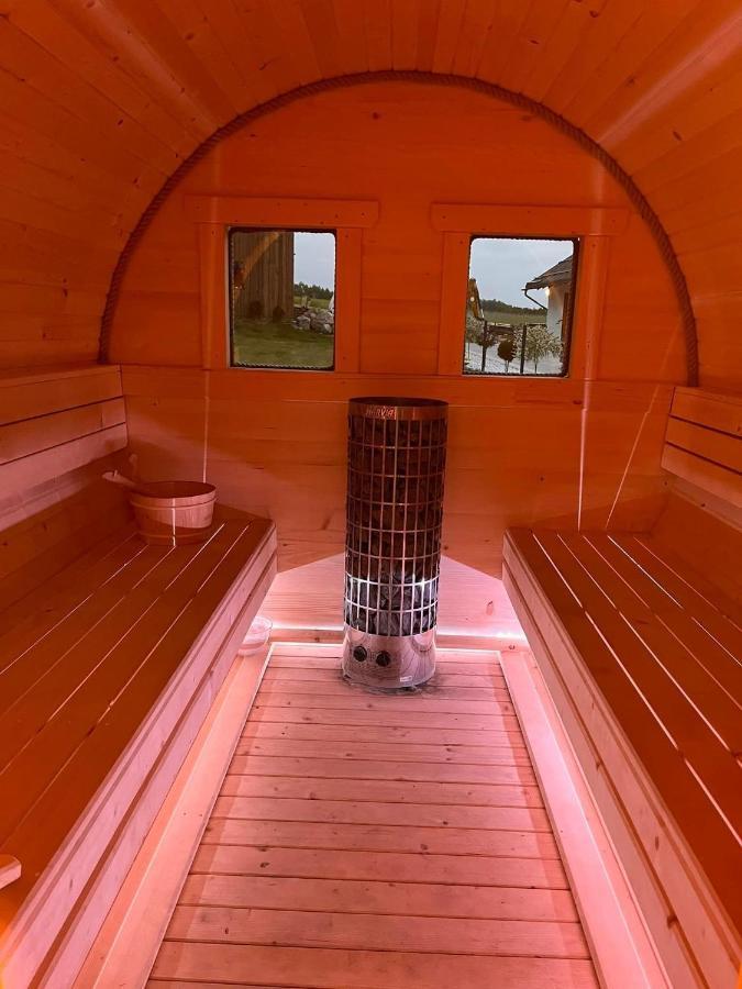 Eden Z Ksiezycowego Drewna Z Balia Z Jakuzzi, Sauna Holiday home Golubie