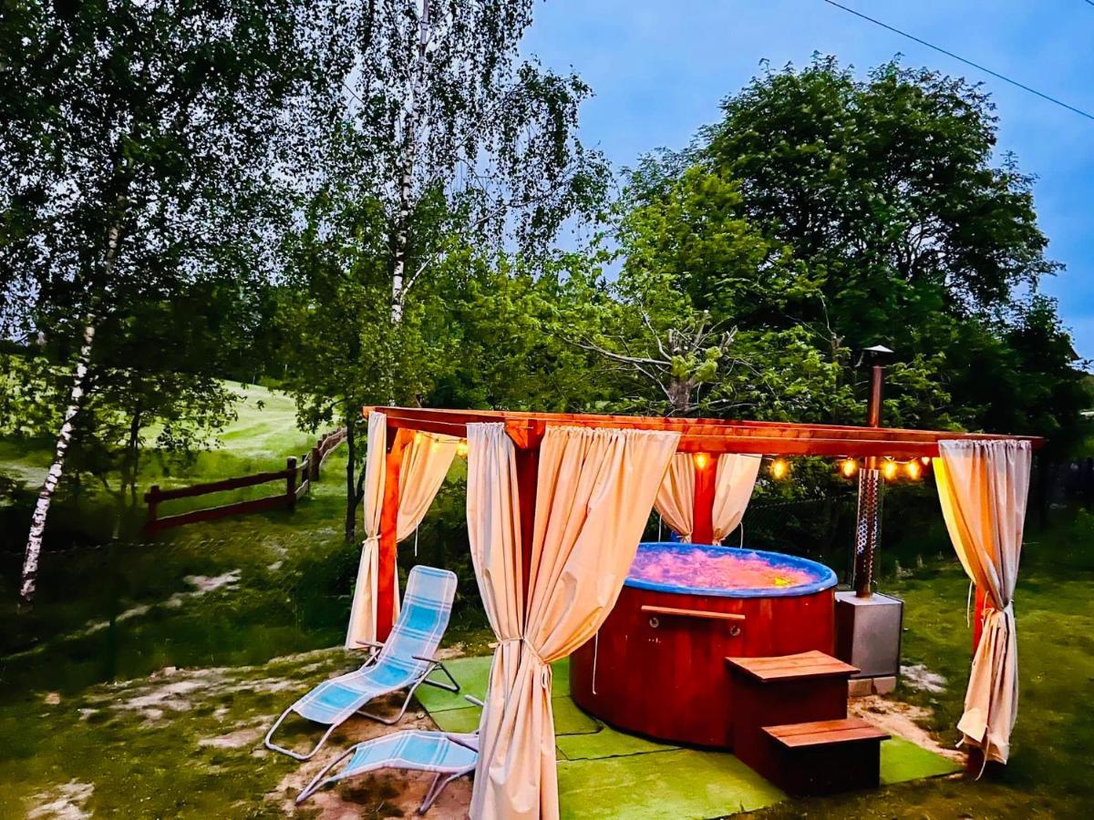 Eden Z Ksiezycowego Drewna Z Balia Z Jakuzzi, Sauna *